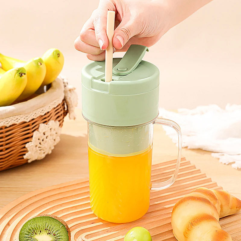 Mini Portable Rechargeable Juicer Blender For Juices And Smoothies