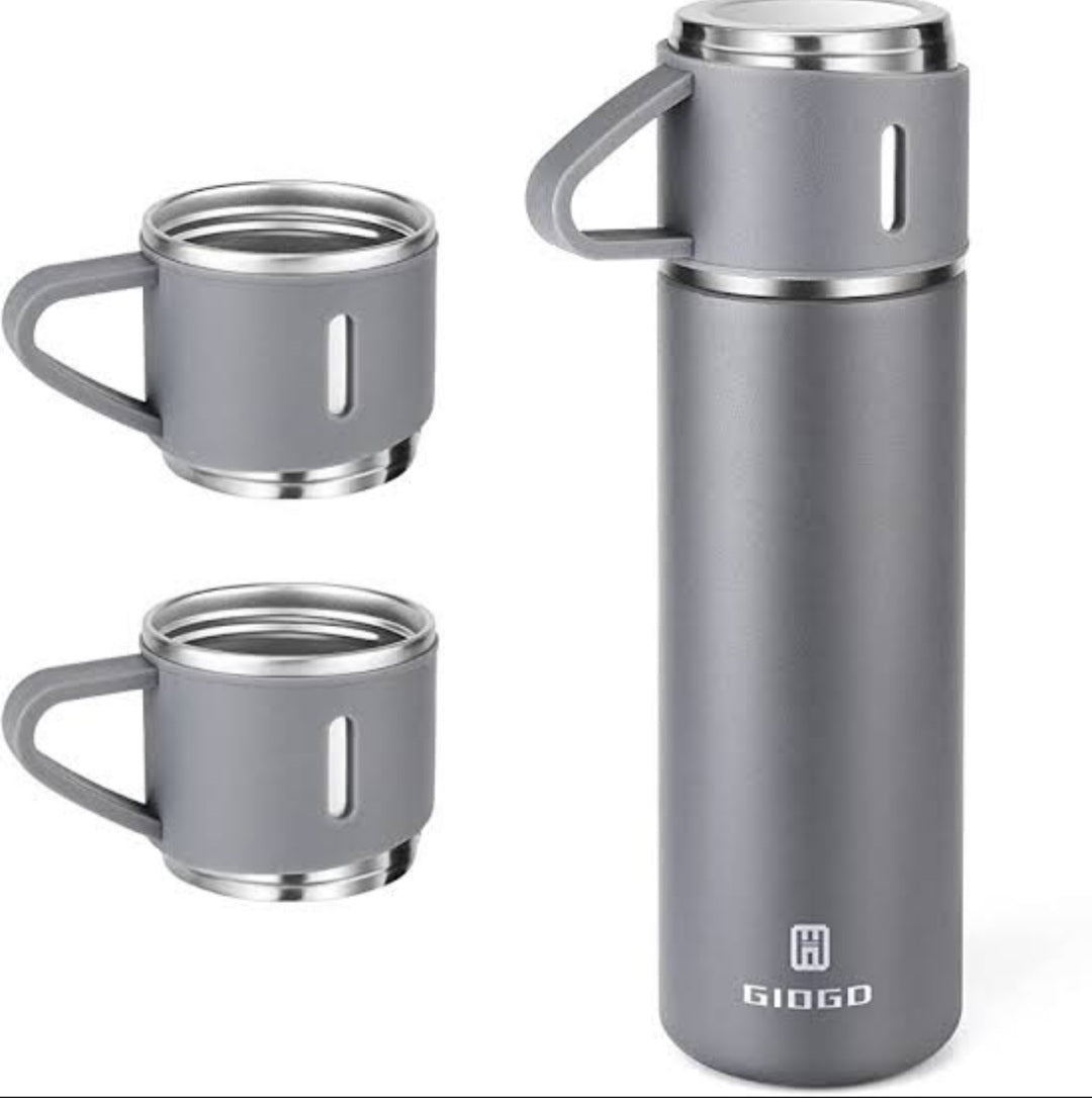 500ml Stainless Steel Vacuum Insulated Thermos Flask With 3 Cups Set.